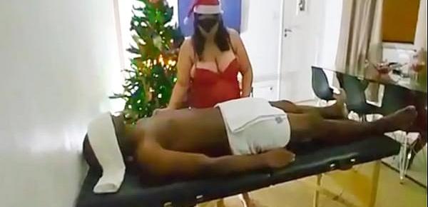  Merry Christmas ! Tantric christmas massage